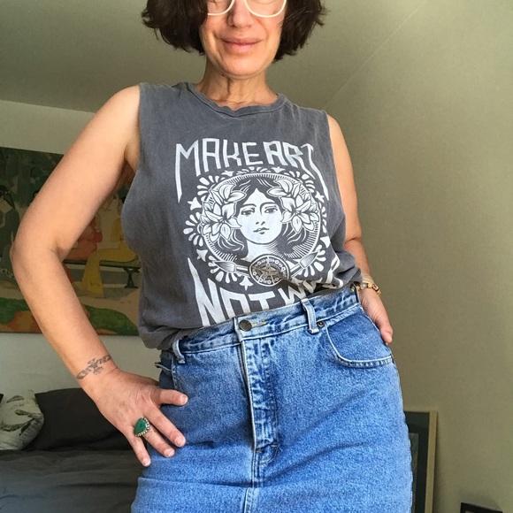 Denim Guess Skirt- Vintage - Picture 3 of 11